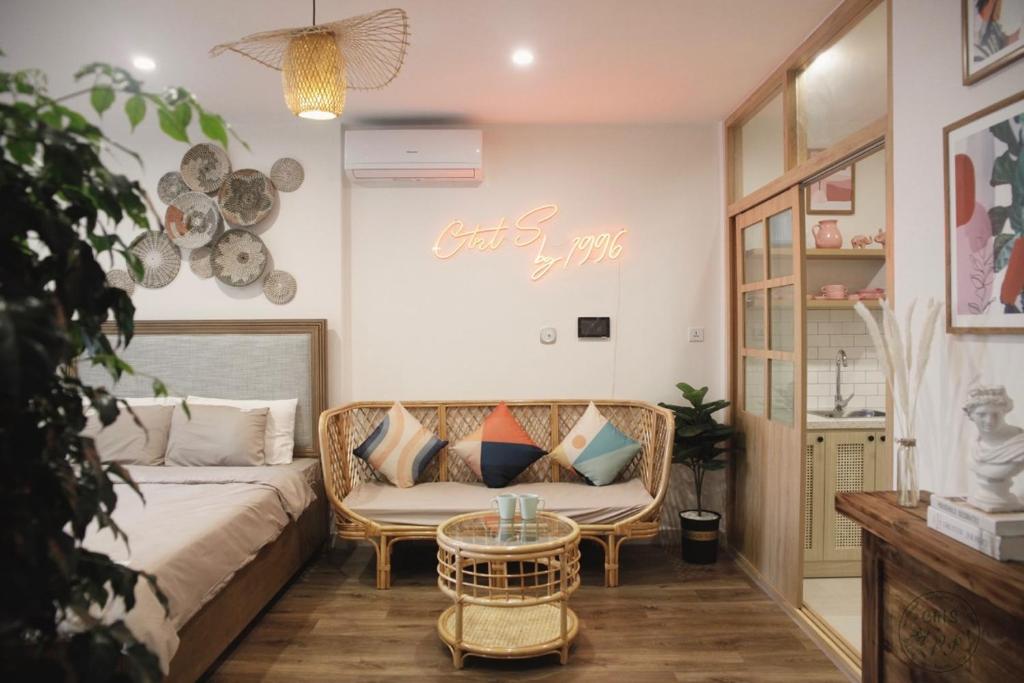 Vinhomes Ocean Park - Ctrl S by 1996 - The Luxe with bathtub - The Light with bathtub and projector - The Vintage with high floor - The Indochine with open view and high floor