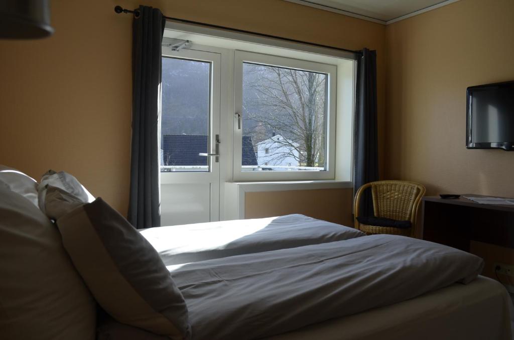 Sentrum Hotel Room Type - Twin Room