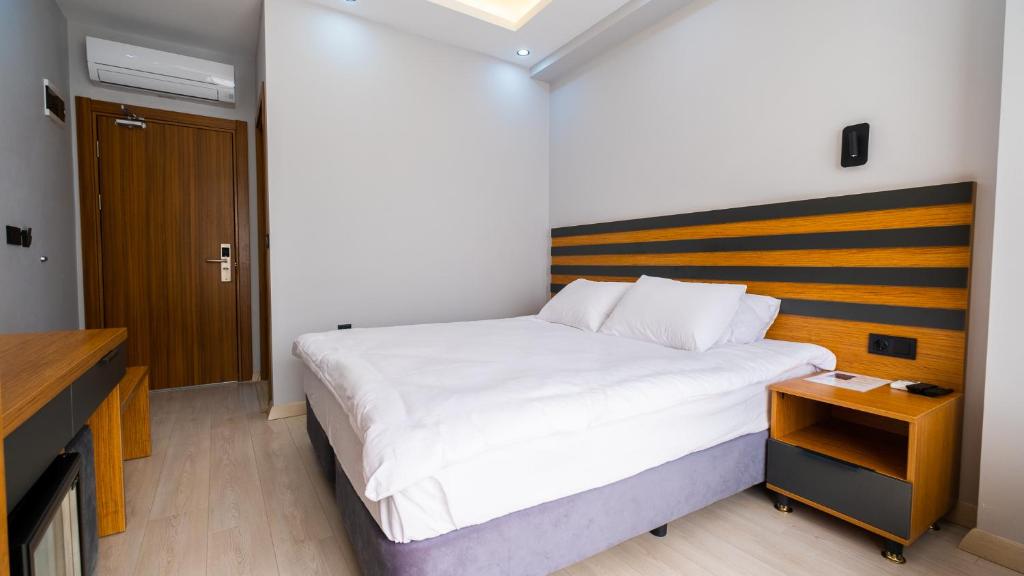 Cabana Boutique Hotel & Cafe photo 2