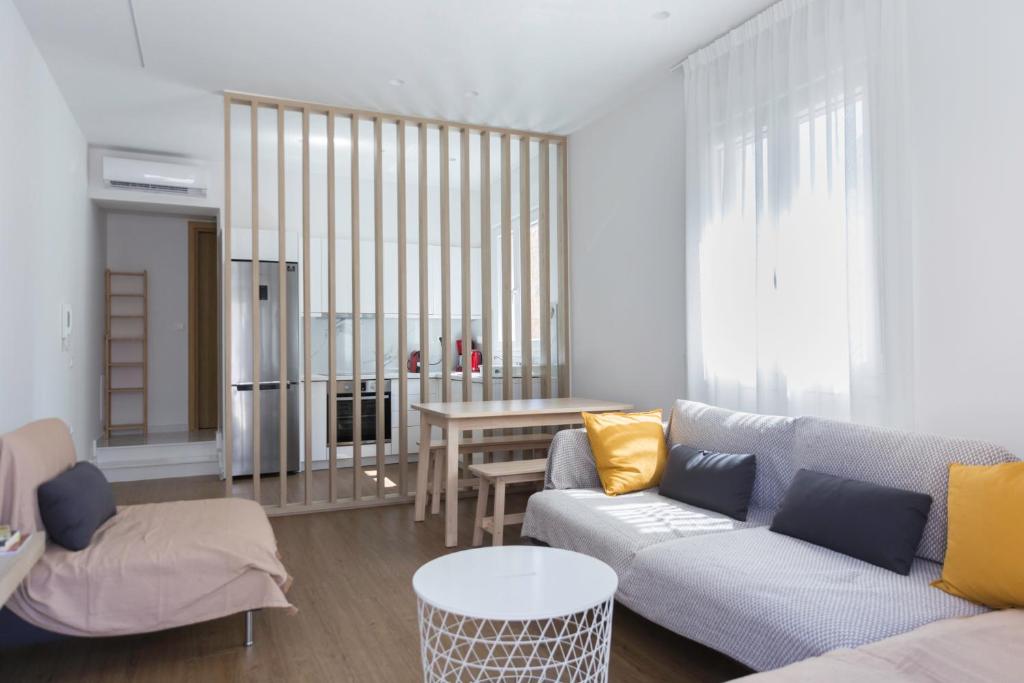 Cosy Malia Maisonette