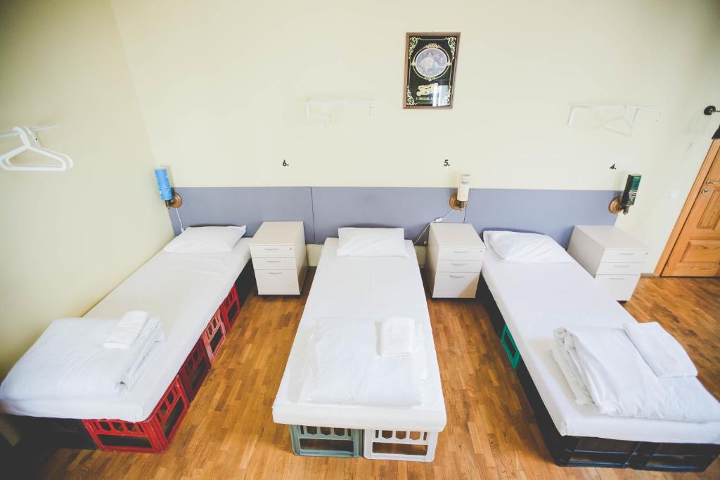 Номер (Односпальная кровать в общем номере для женщин с 6 кроватями), Hostel Jamaika