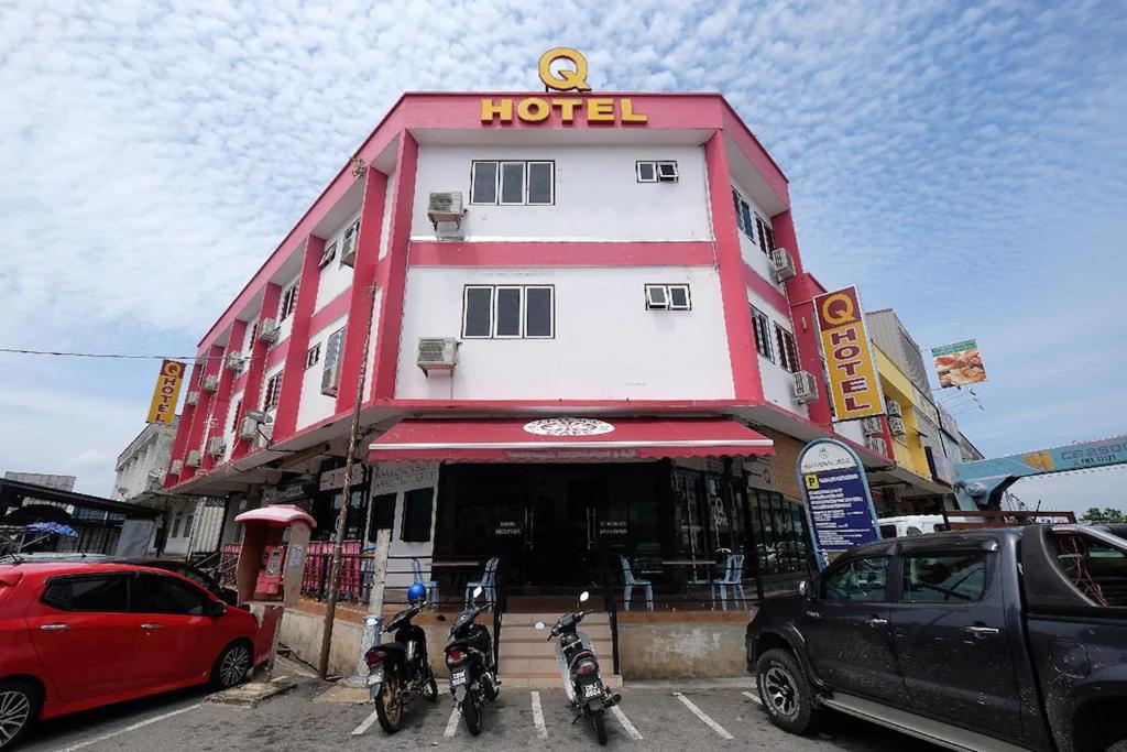 Q Hotel Temerloh photo 2