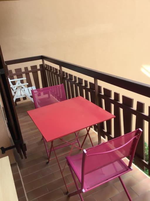 Charmant studio avec terrasse et garage fermé photo 4