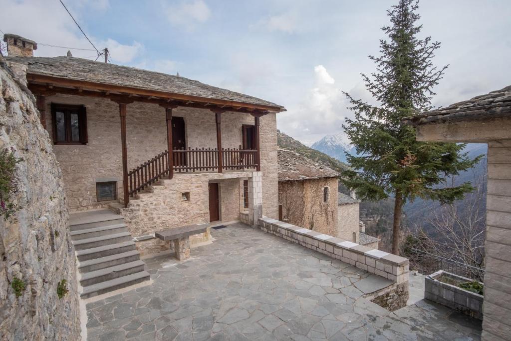 το σπίτι του δάσκαλου- teacher's house photo 2