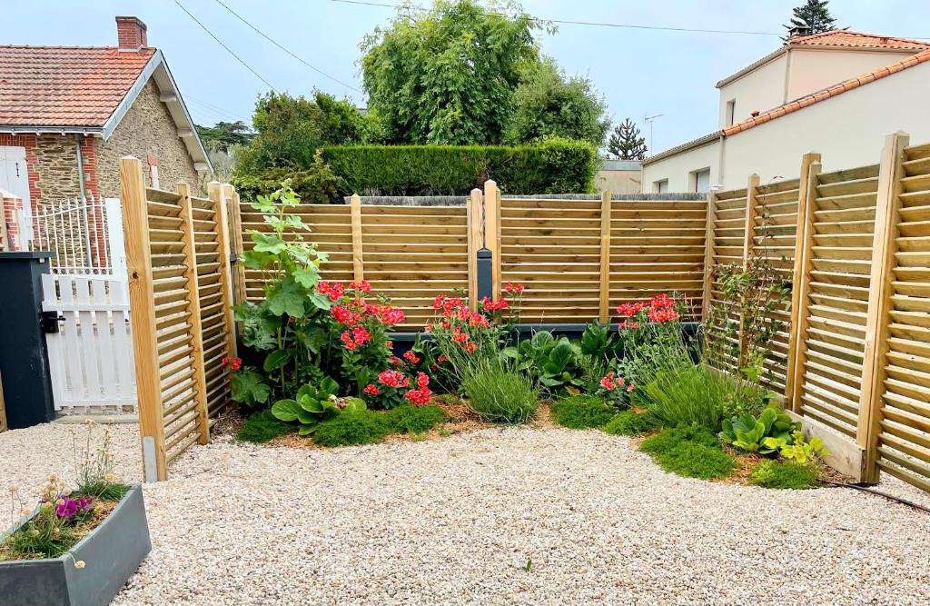 Gîte Le Plessis Océan à 200m de la mer, parking privé et jardin clos photo 4