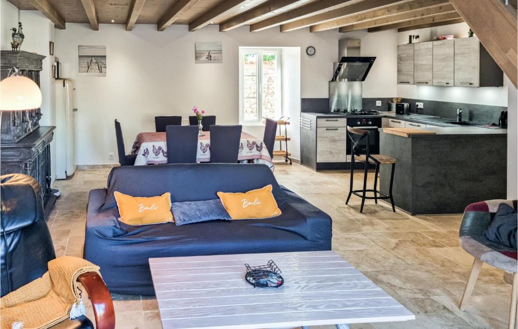 Stunning Home In Saint-just-luzac With Wifi, 2 Bedrooms And Outdoor Swimming Pool photo 1