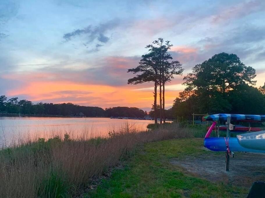 Cottage by the bay, sleeps 8 near Rehoboth beach photo 4
