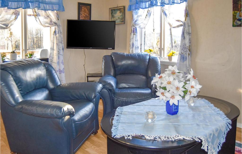 Beautiful Home In Bullaren With 2 Bedrooms And Wifi photo 1