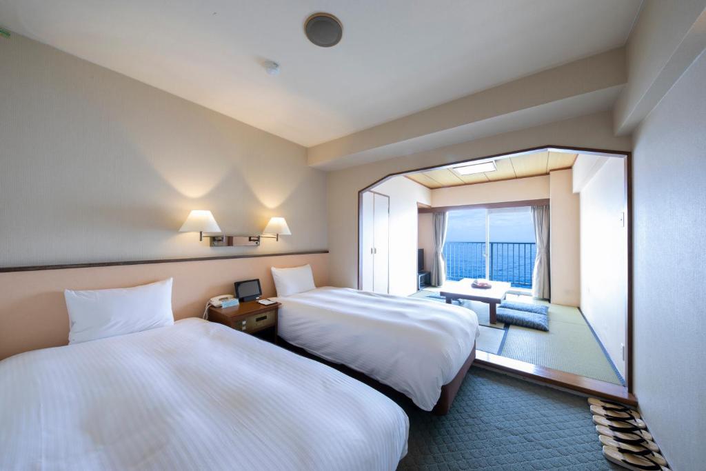 Hotel Resorpia Atami photo 3