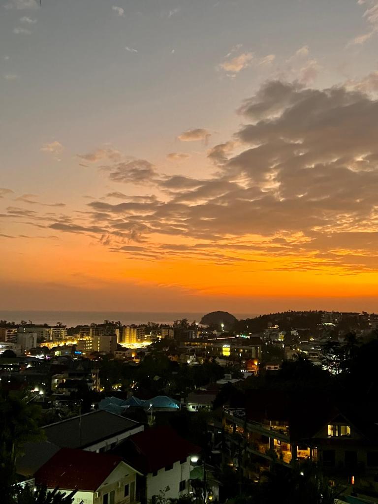 Mountain Seaview Luxury Apartments photo 2