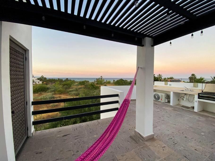 Casa BV: Beautiful new house short walk from beach photo 3