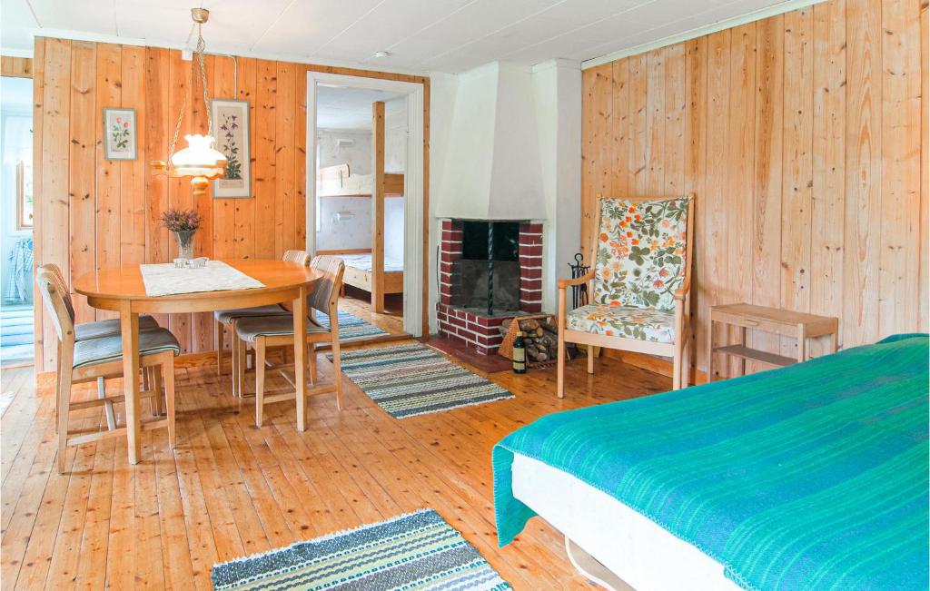 Amazing Home In Gotlands Tofta With 2 Bedrooms And Wifi photo 3