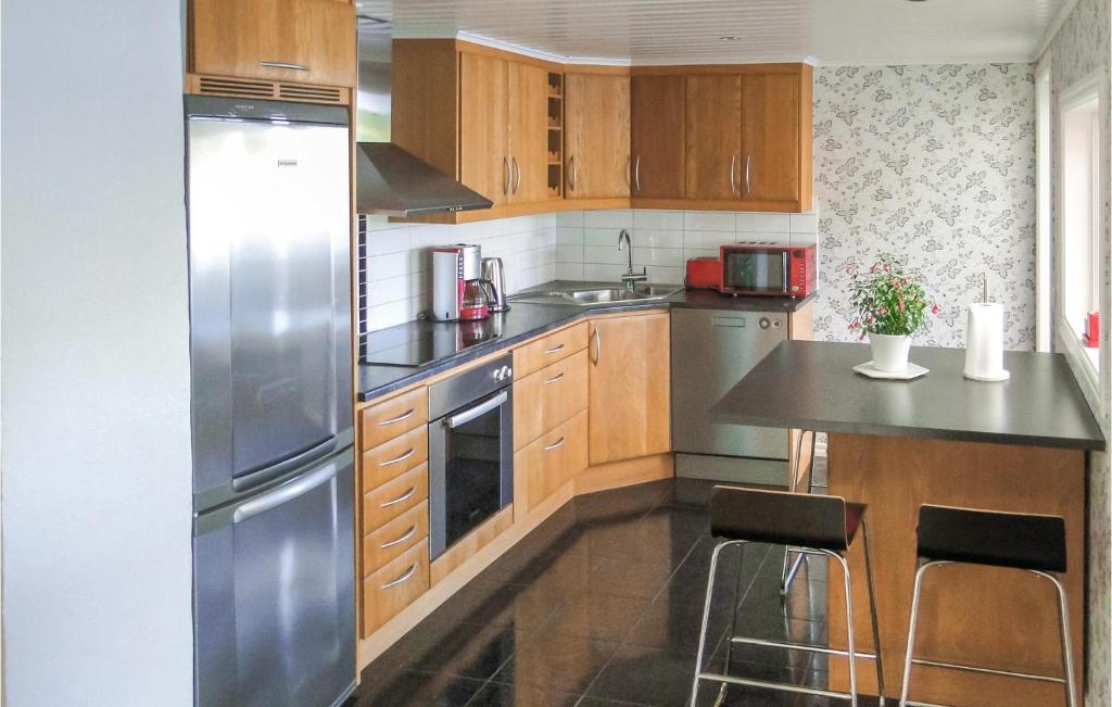 Nice Home In Fgelmara With 2 Bedrooms And Wifi photo 2