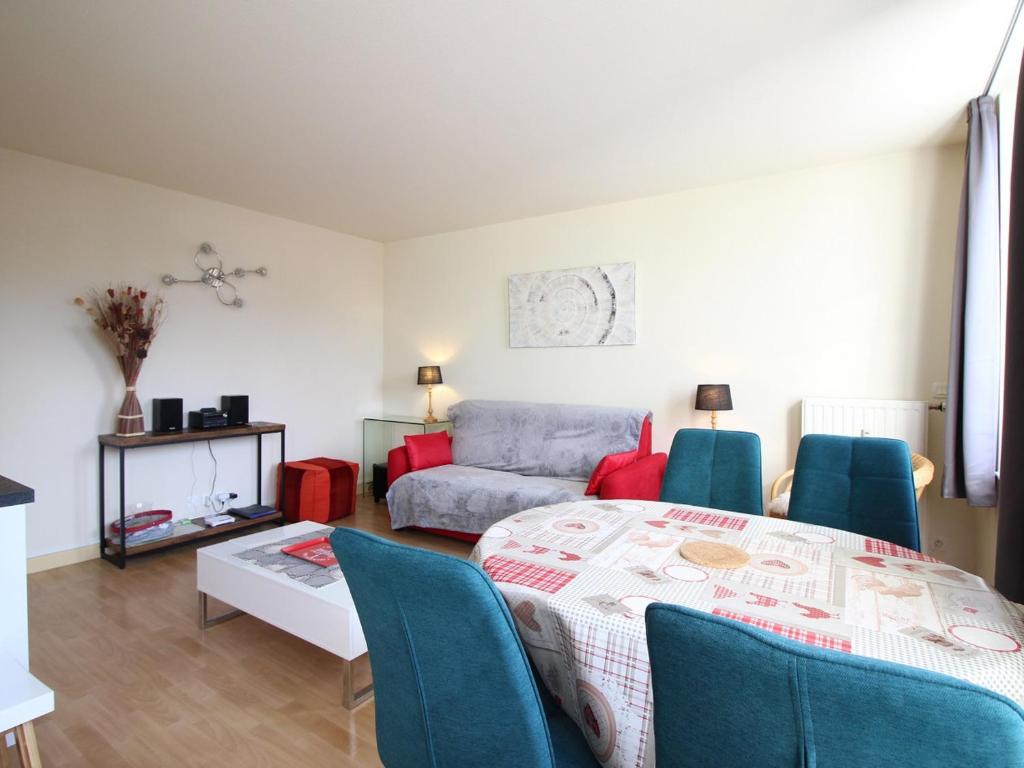 Appartement La Bourboule, 2 pièces, 5 personnes - FR-1-608-243 photo 2