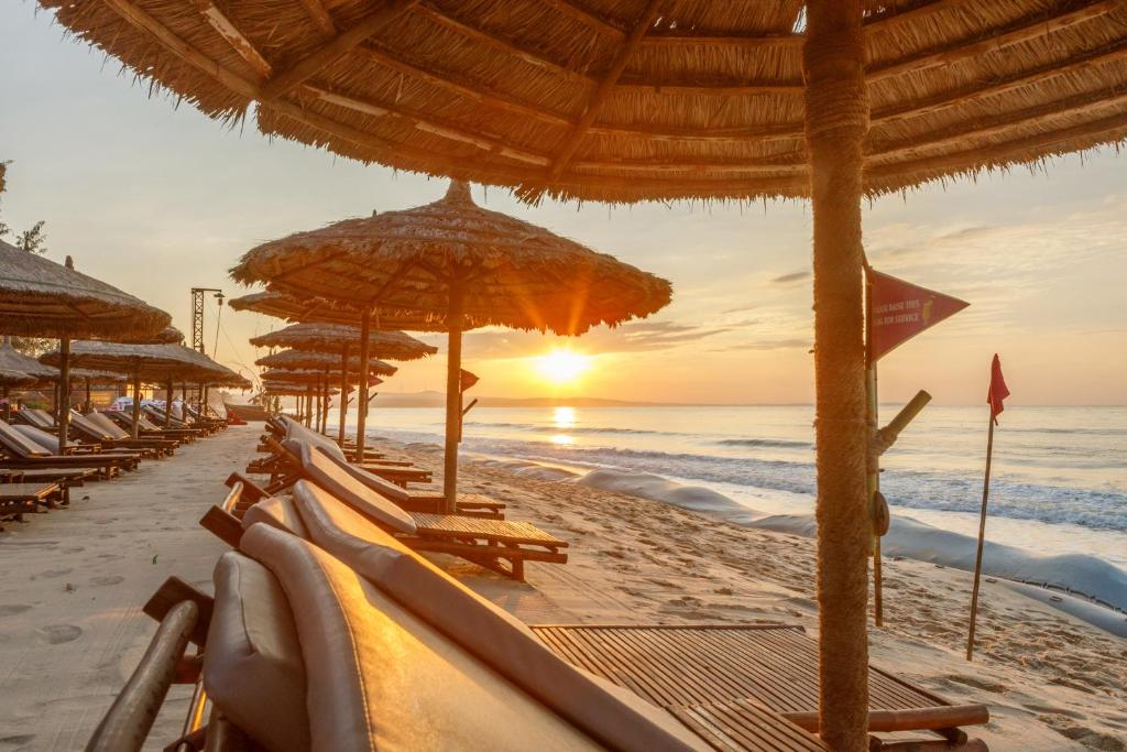 Bamboo Village Beach Resort & Spa 