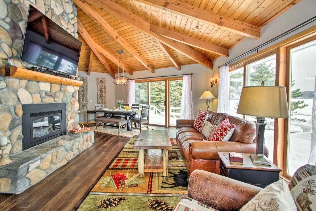 Spacious Waterfront Home with Dock on Gull Lake photo 4