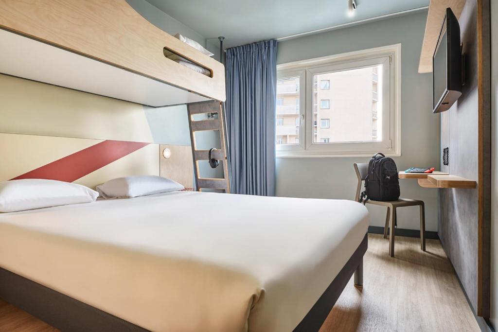ibis budget Paris Porte d'Aubervilliers photo 1