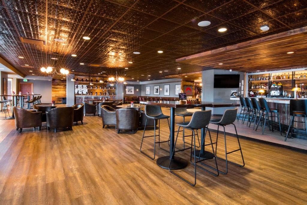 Holiday Inn Estes Park, an IHG Hotel photo 2
