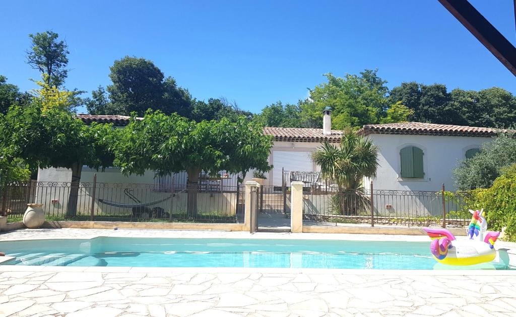 Magnifique villa de charme avec piscine photo 1