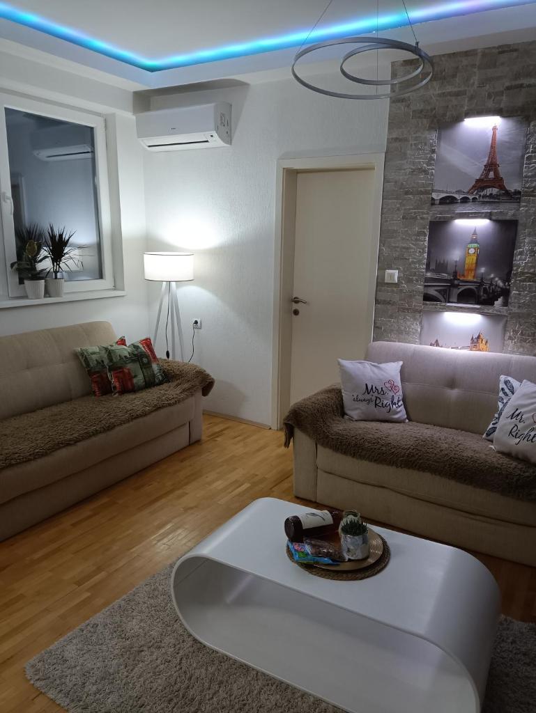 Apartment photo 3