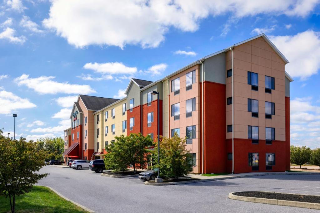TownePlace Suites York image