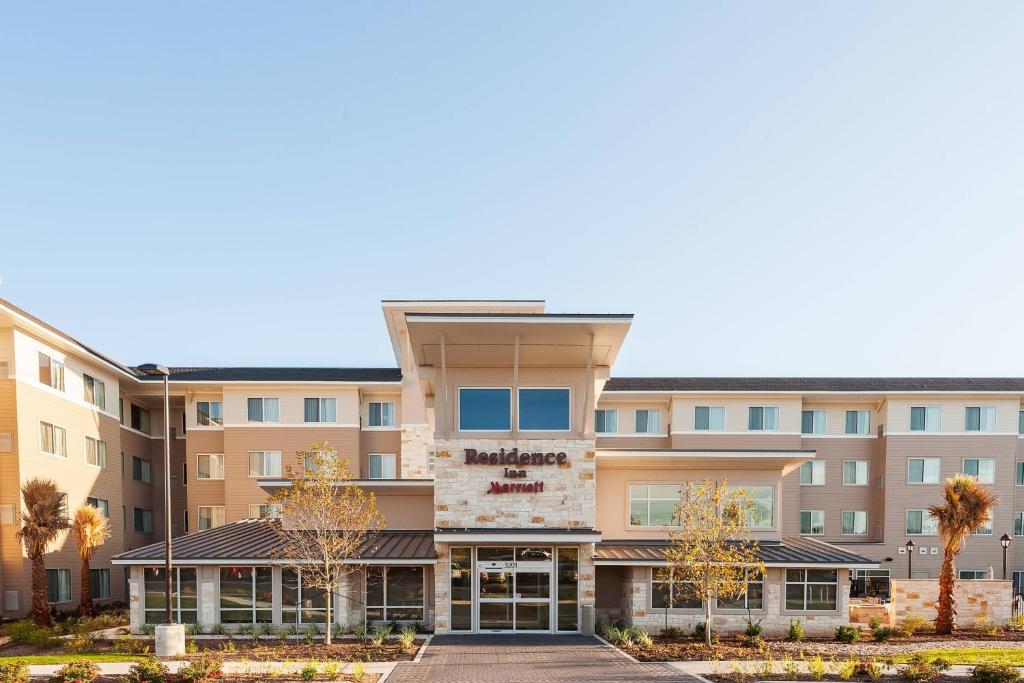 Residence Inn by Marriott Austin Airport image