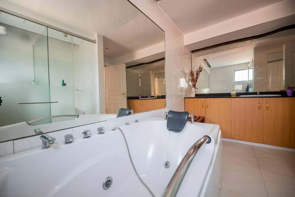 Spacious 5 bedroom, Kileleshwa photo 4
