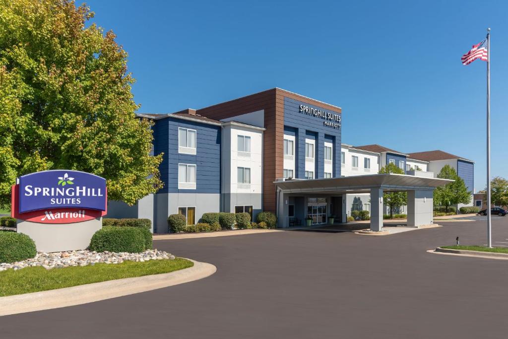 SpringHill Suites Grand Rapids North photo 1