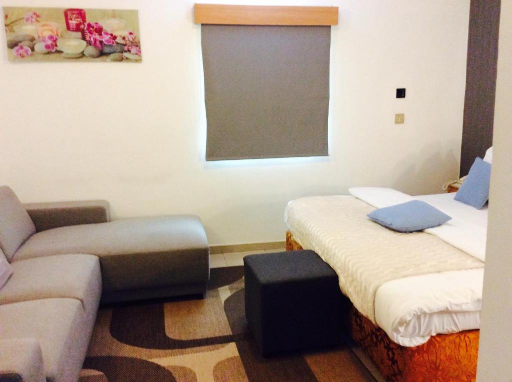 Ne-yo hotel & rv lodges photo 1