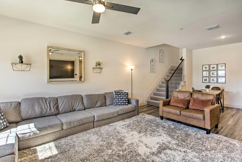Family Townhome about 7 Mi to Lewisville Lake! photo 2
