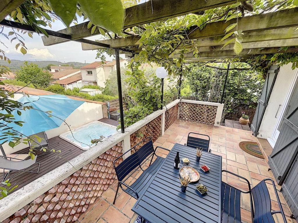 Villa familiale à 10min dAix en Pce