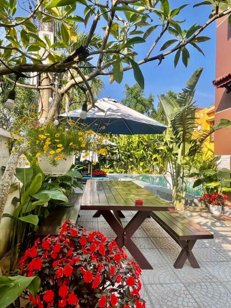 An Bang Gold Coast Villa