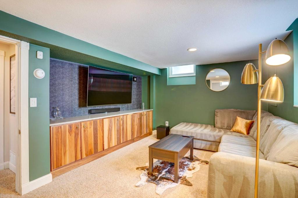 Charming Minneapolis Home Less Than 1 Mi to Lakes! photo 1