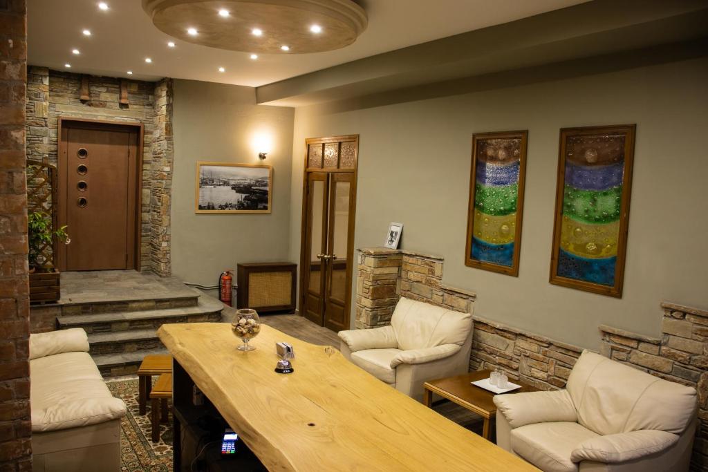 Hotel Defkalion photo 1