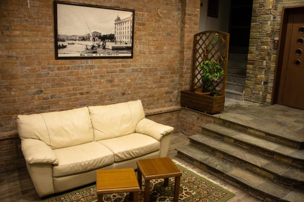 Hotel Defkalion photo 3
