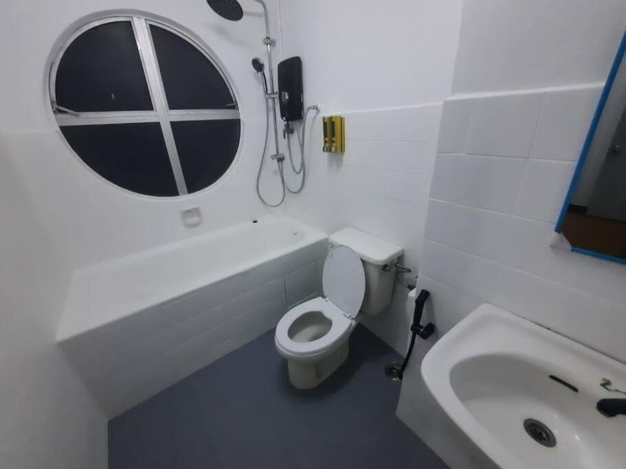 XHQ Home Stay - BayView B-9-1 photo 4