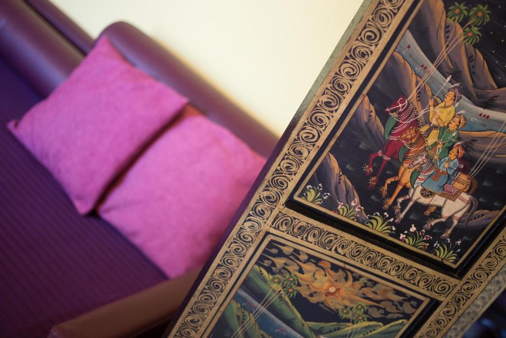 World Village Apartments photo 3