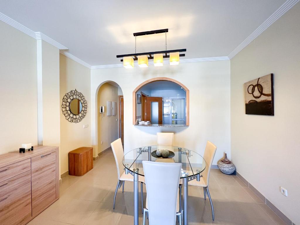 Apartamento acogedor de 2 dormitorios a solo 150 m de la playa Sabinillas, Manilva photo 2