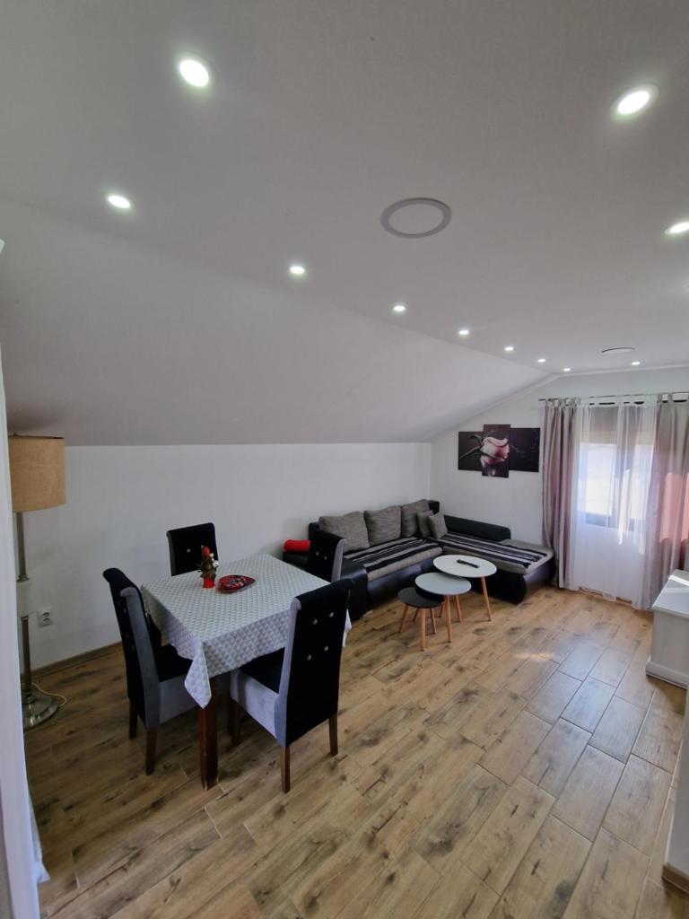 Dani apartment photo 2