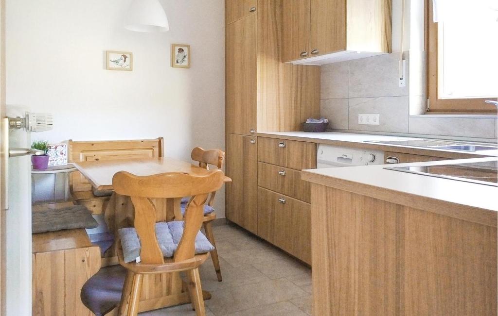 Nice Apartment In Lenzkirch-saig With 2 Bedrooms And Wifi photo 2