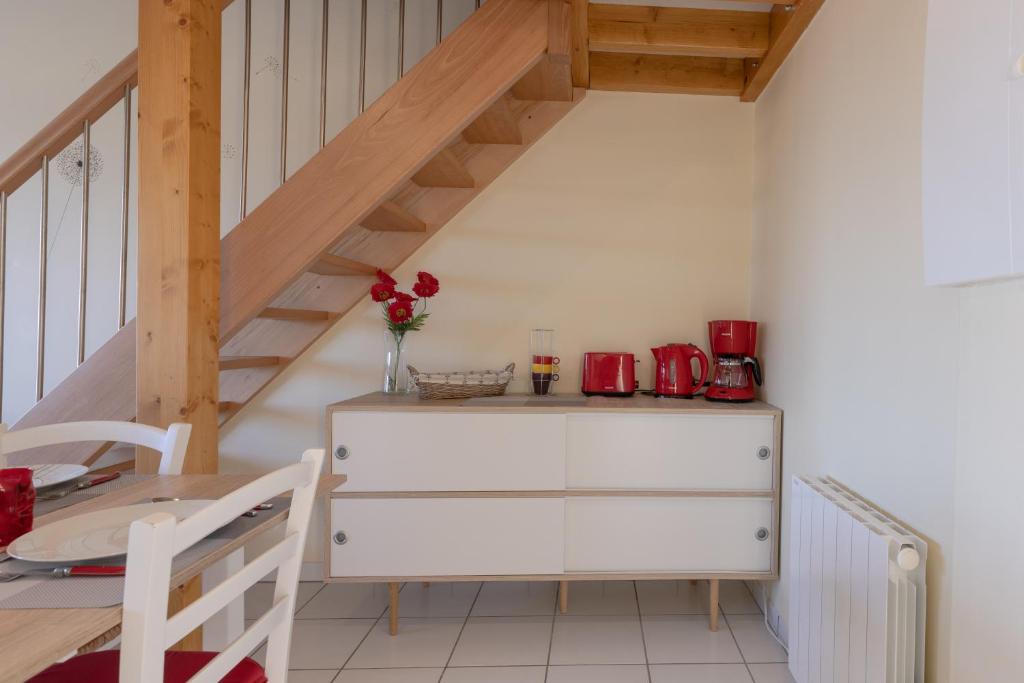 LaConciergerieJonzac, Appartement Belles Des Champs photo 4