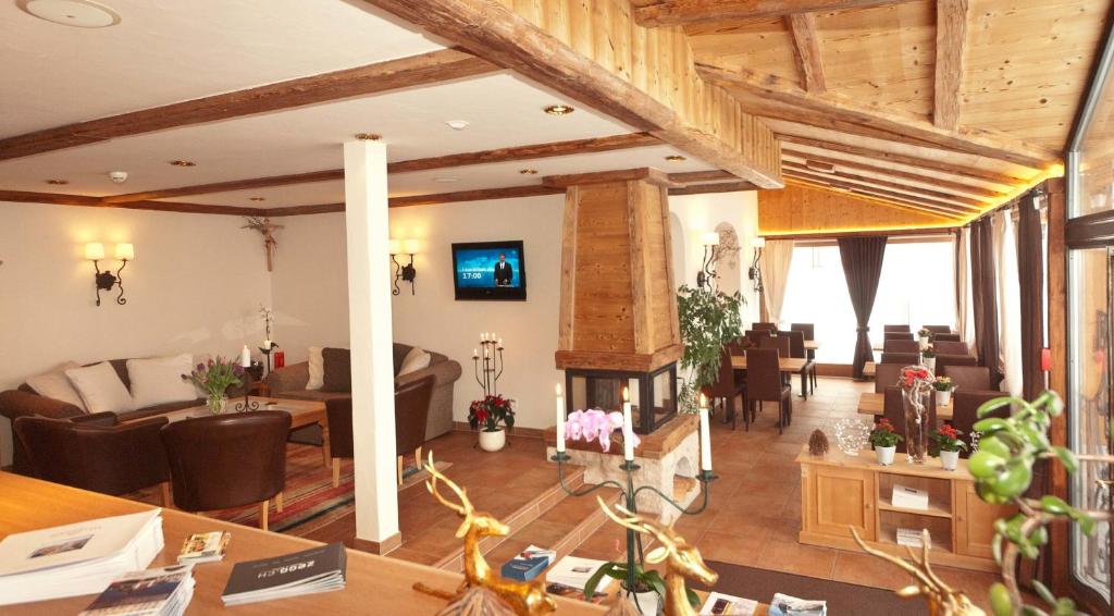 Waldpark Hotel Garni photo 3