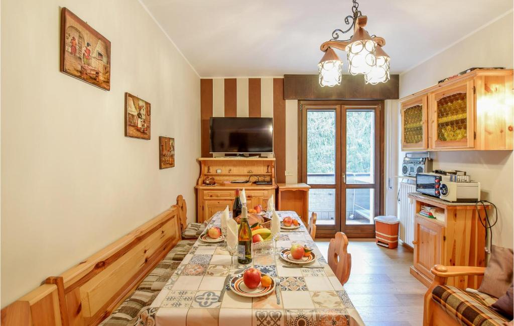 Awesome Apartment In Aprica With 2 Bedrooms And Wifi photo 2