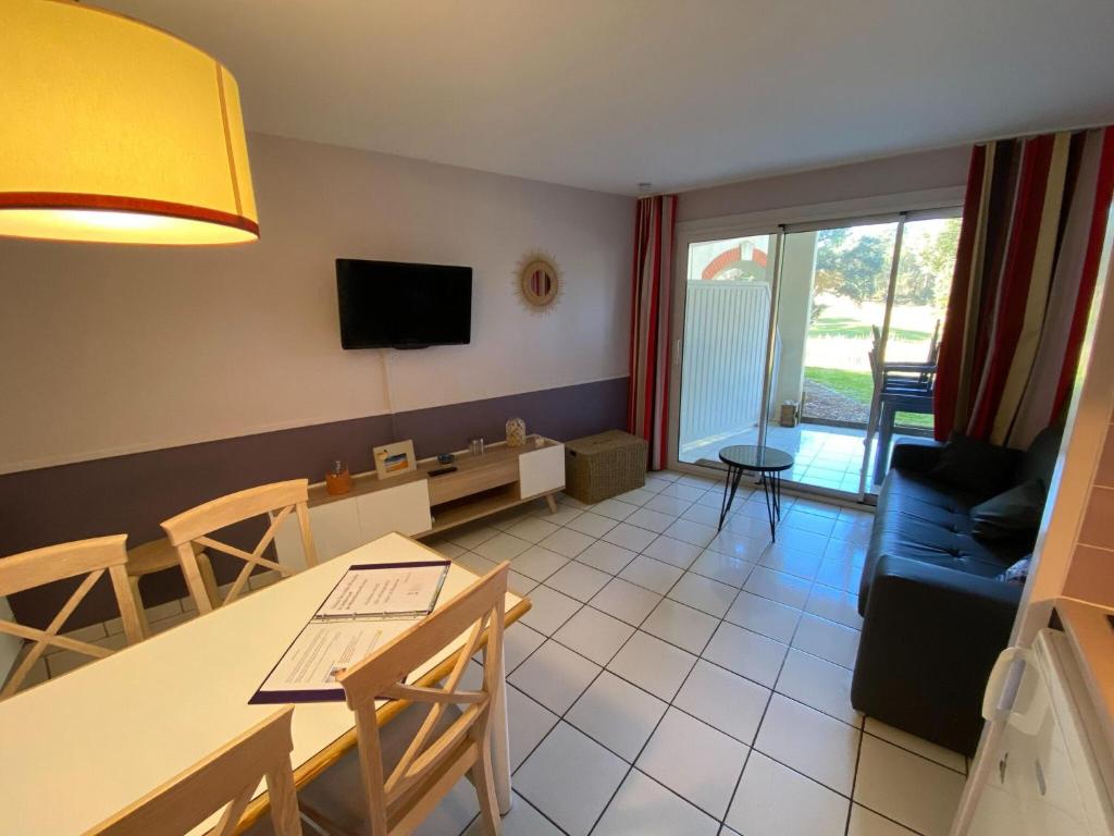Beautiful flat with pool in Moliets et Maa photo 2