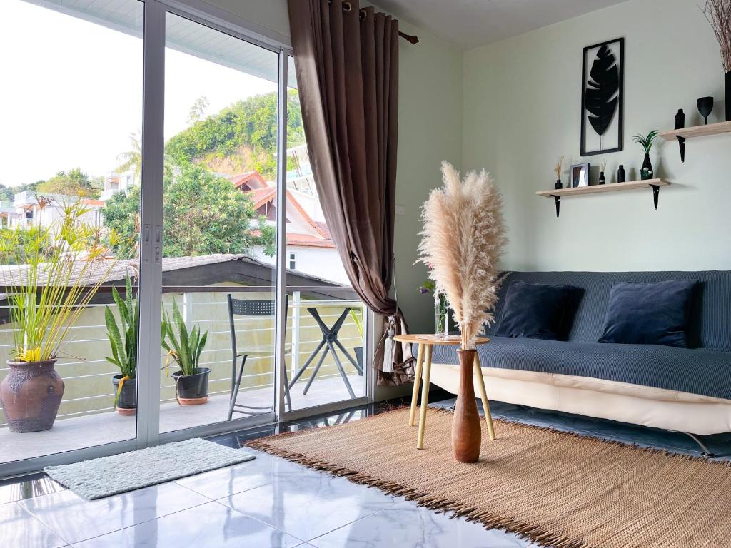 Panwa beachfront apartments