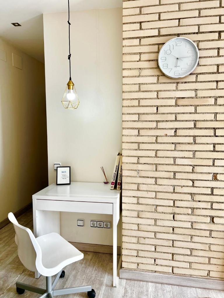 Amazing Badalona Apartment With Terrace photo 4