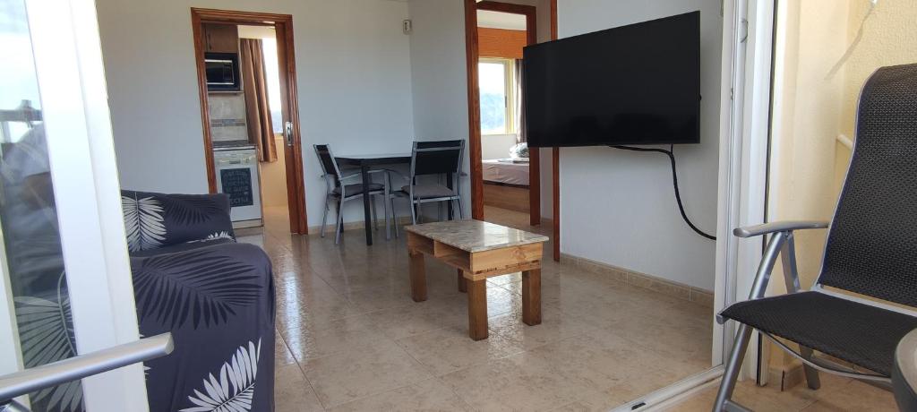 APARTAMENTO CON VISTAS EN LA PLAYA DE GANDIA photo 4