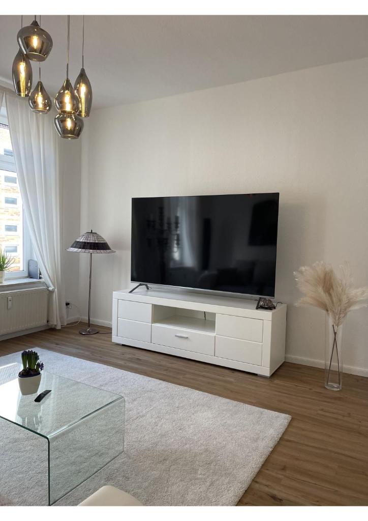 Attraktive Wohnung mit Balkon zum grünen Hinterhof photo 1