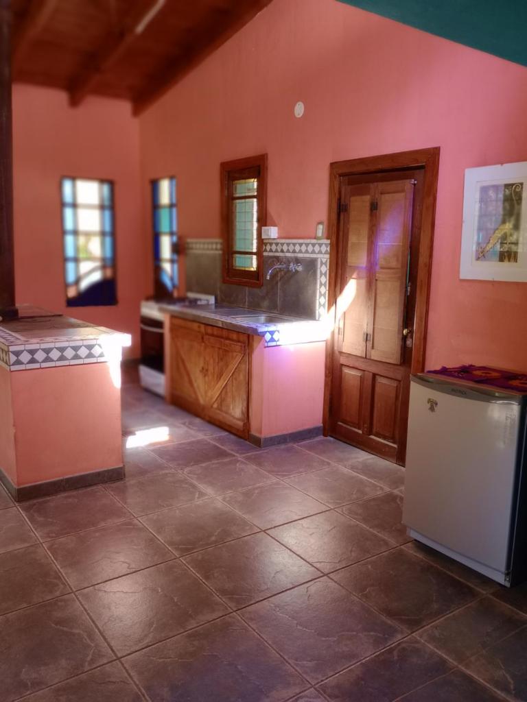 La casita del bosque, en el río. photo 2