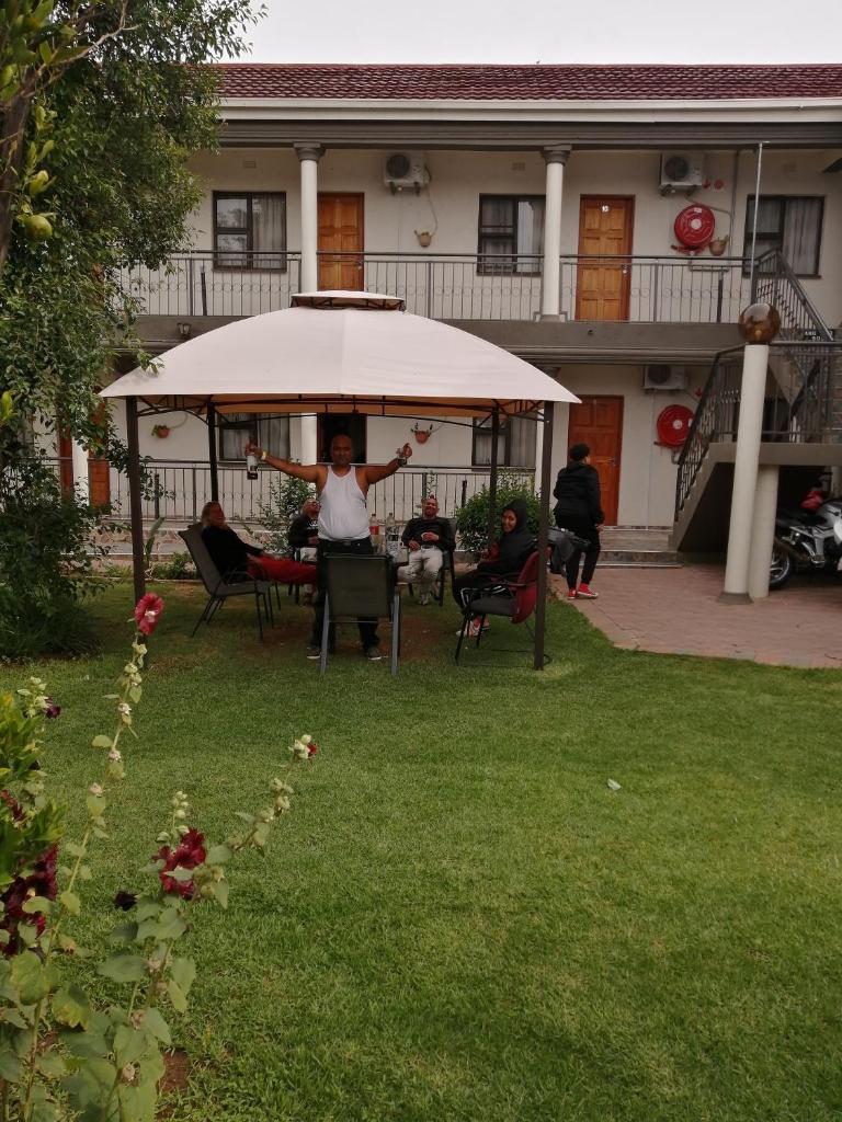 LALA POA GUEST HOUSE photo 3